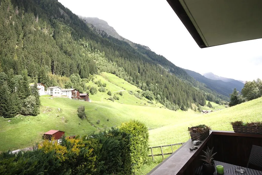 Hirschstube Apartment Ischgl